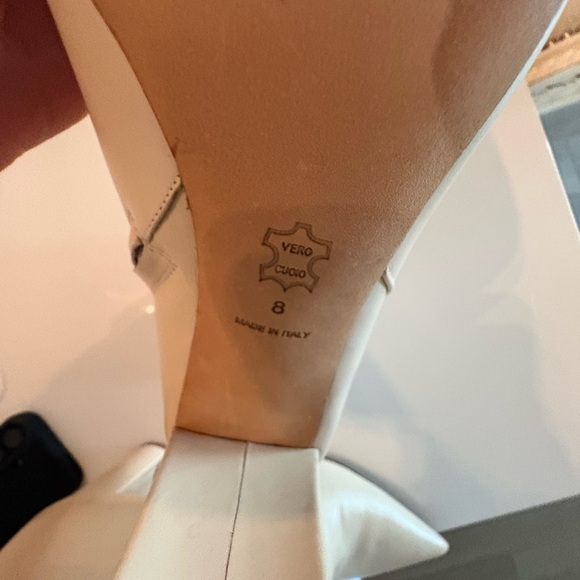 TORY BURCH CREAM SIZE 8 BOOTS. EXCELLENT CONDITION - Picture 9 of 11